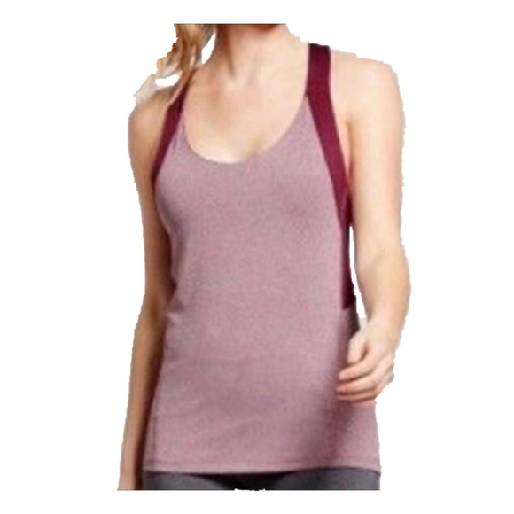 Women's Gym Outfit - Picture 2 of 4